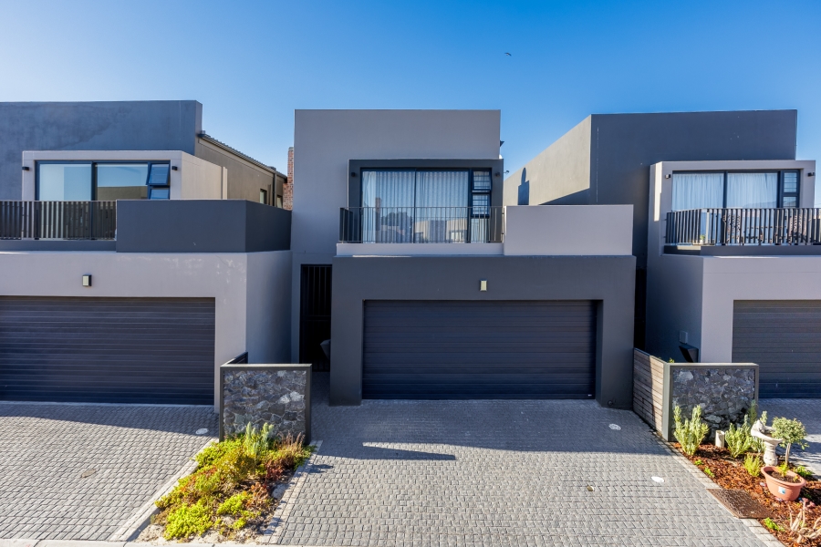 3 Bedroom Property for Sale in Haasendal Western Cape